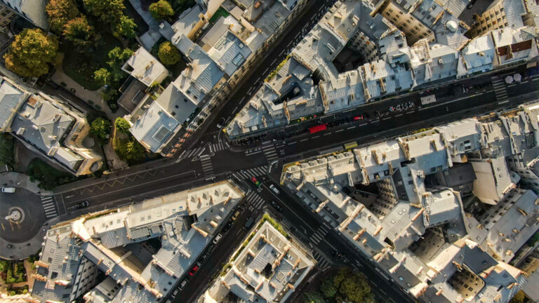Frankreich 2026: E-Reporting für B2C und Cross-Border – Was Unternehmen jetzt wissen müssen | SAP | 1 AdobeStock 2084613794